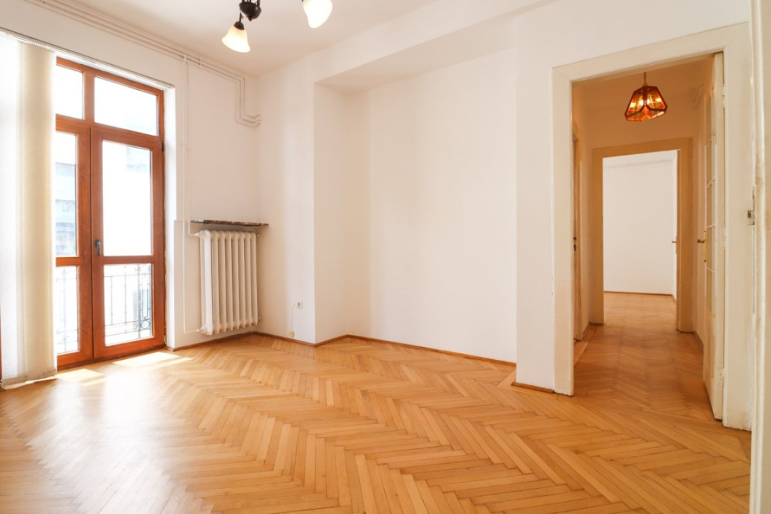Apartament de închiriat în Piața Victoriei | 115 mp | centrală proprie