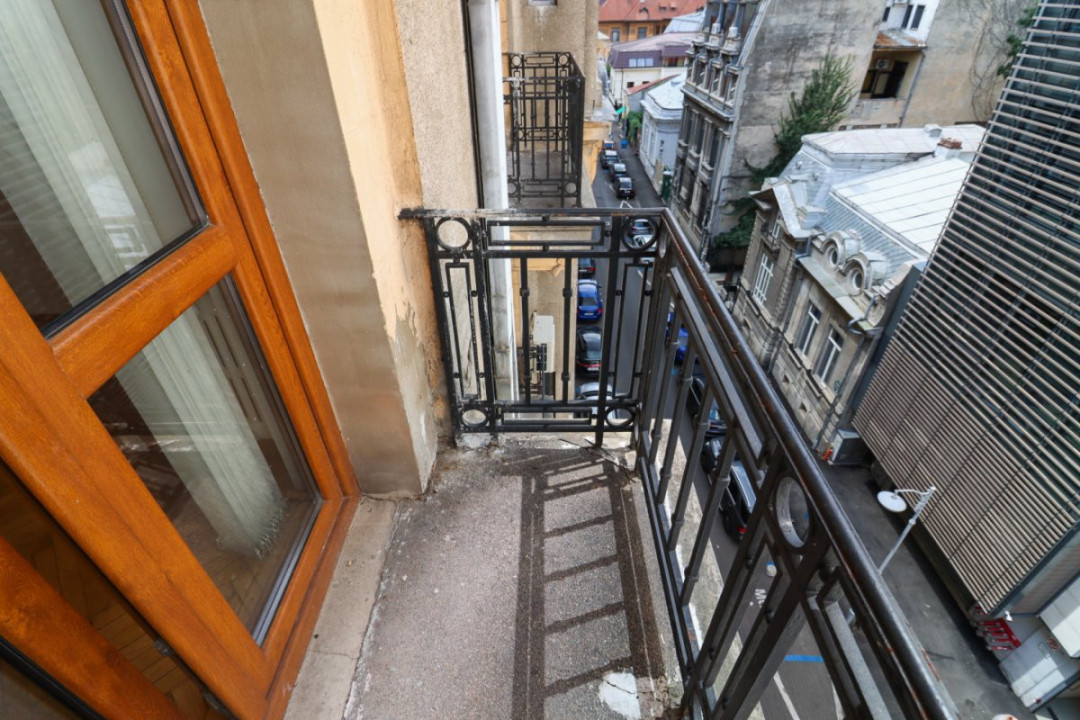 Apartament de închiriat în Piața Victoriei | 115 mp | centrală proprie