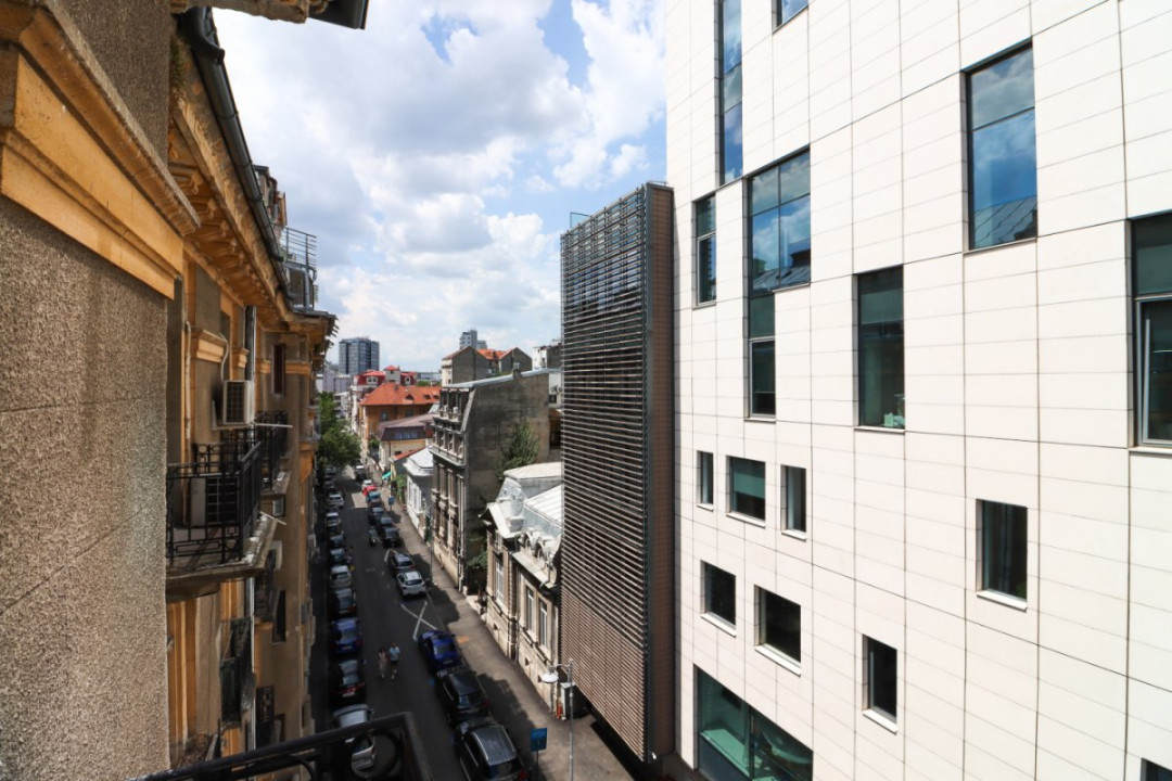 Apartament de închiriat în Piața Victoriei | 115 mp | centrală proprie