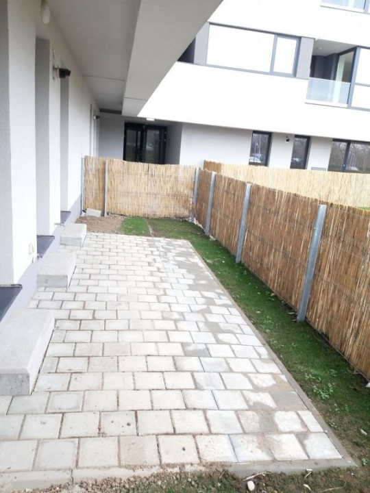 Atria Urban Resort 2 camere cu gradina si acces la piscina