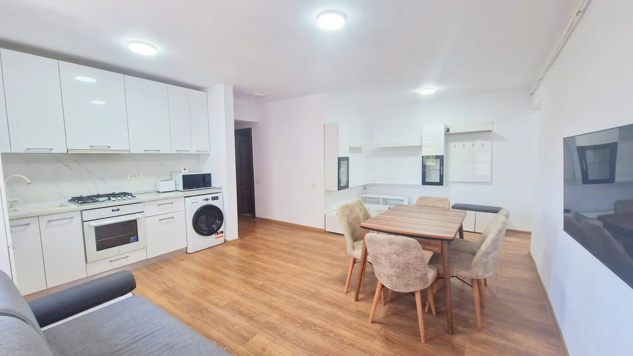 Apartament 3 camere, mobilat si utilat cu parcare