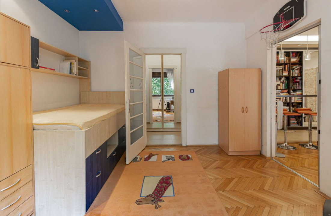 Apartamentul insorit, cu vedere la parc! 3cam-91mp, pe Serban Voda!