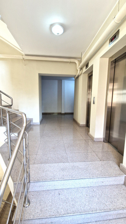 De inchiriat 2 cam. la Plaza Mall - Lujerului - mobilat si utilat