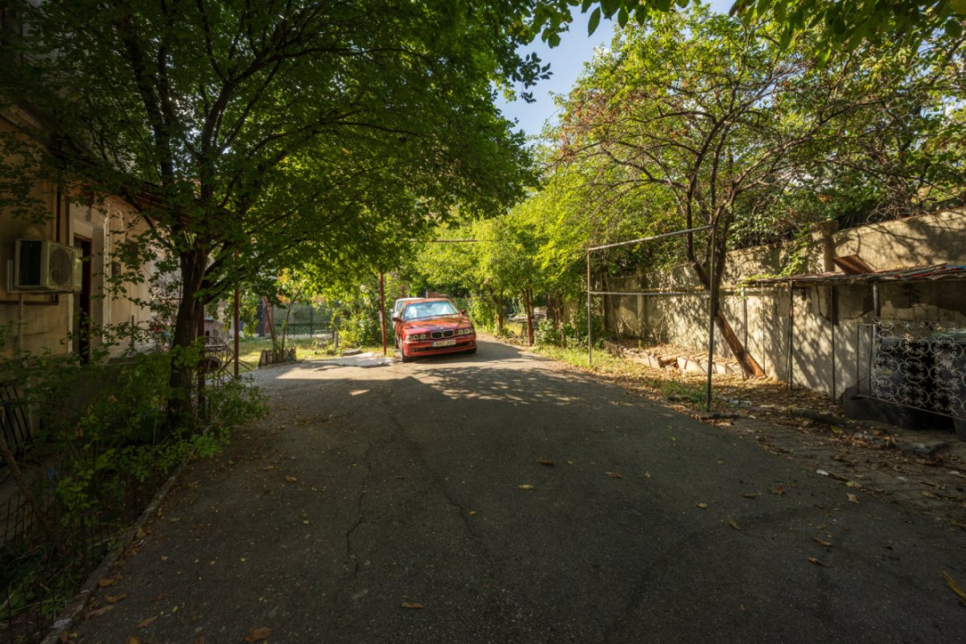 Strada Icoanei - Eminescu, apartament de 3 camere, etaj 1