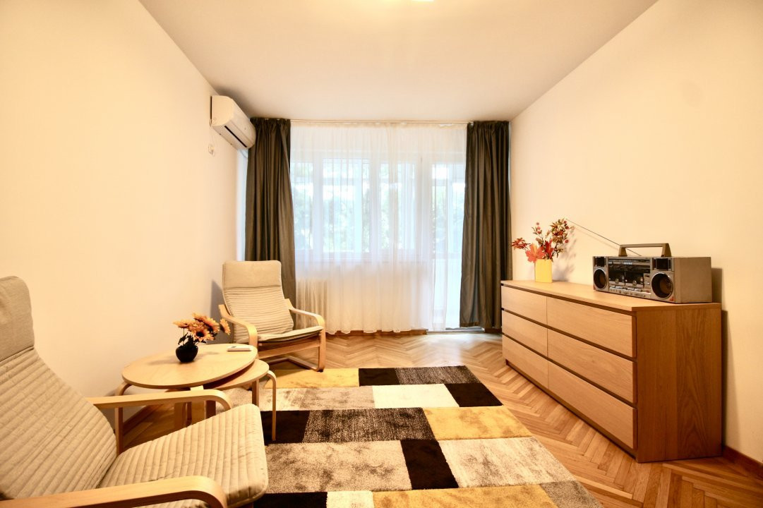 PAJURA-BD. POLIGRAFIEI, APARTAMENT MODERN!