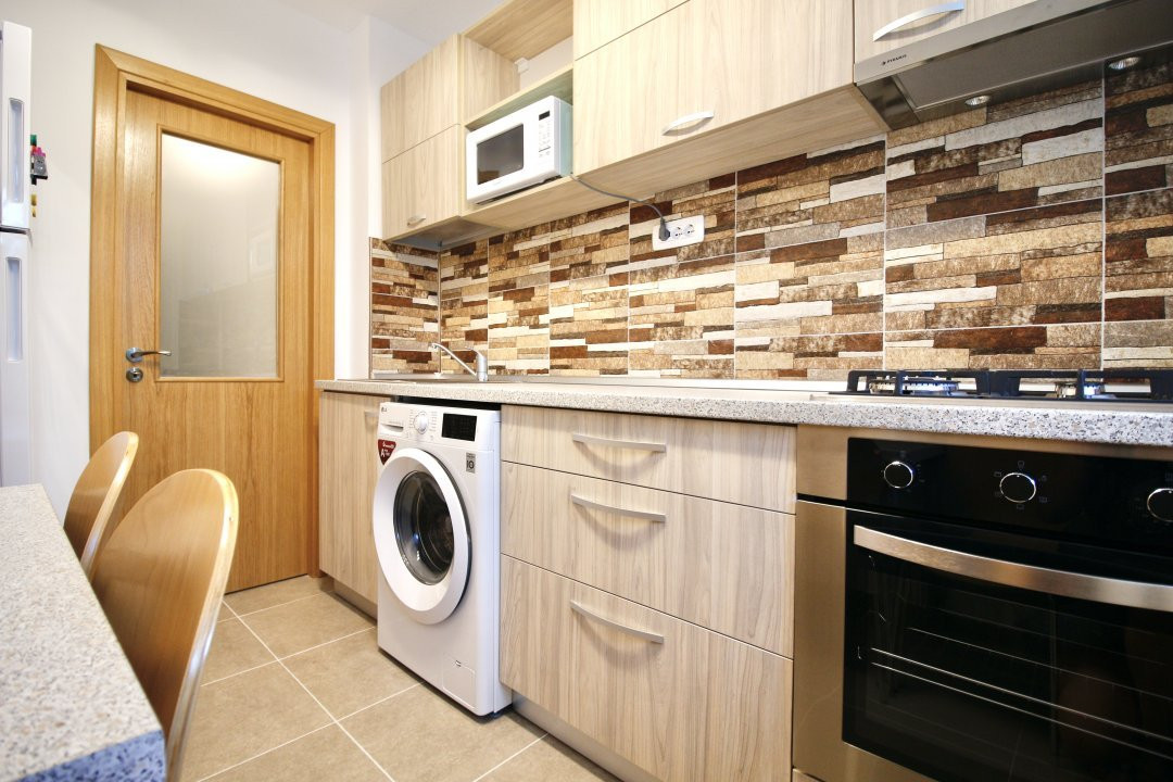PAJURA-BD. POLIGRAFIEI, APARTAMENT MODERN!