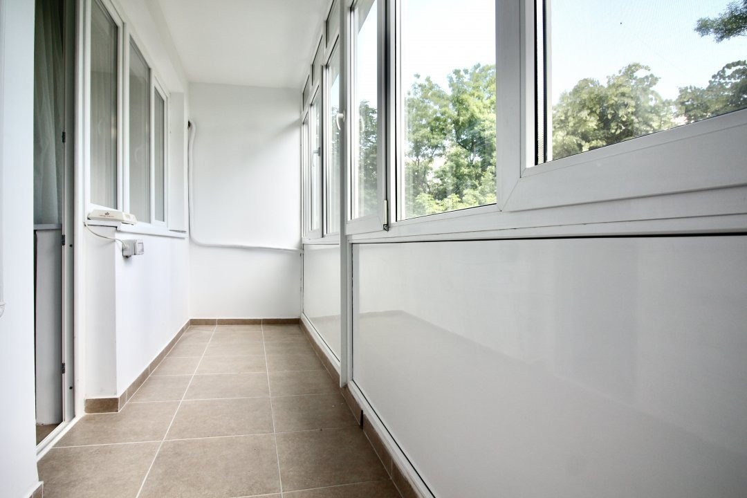 PAJURA-BD. POLIGRAFIEI, APARTAMENT MODERN!