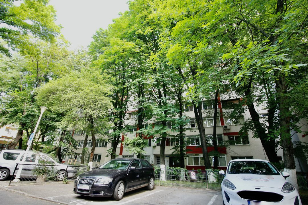 PAJURA-BD. POLIGRAFIEI, APARTAMENT MODERN!