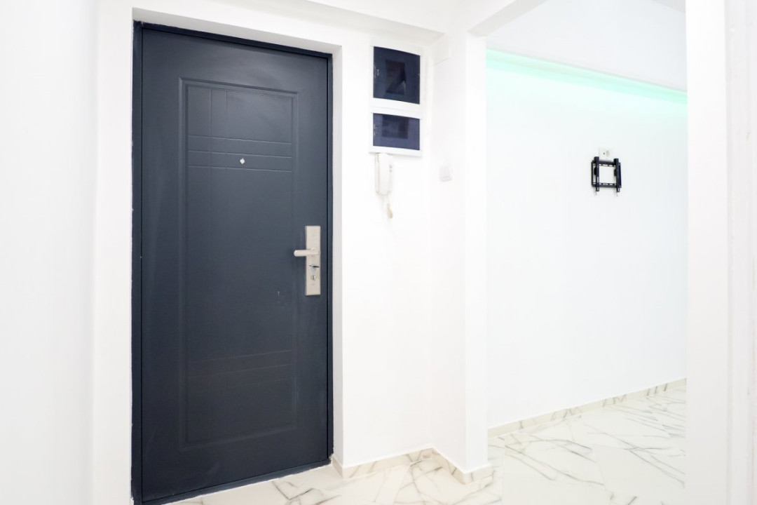 Calea Mosilor, Metrou Obor, renovat total, liber, bloc reabilitat