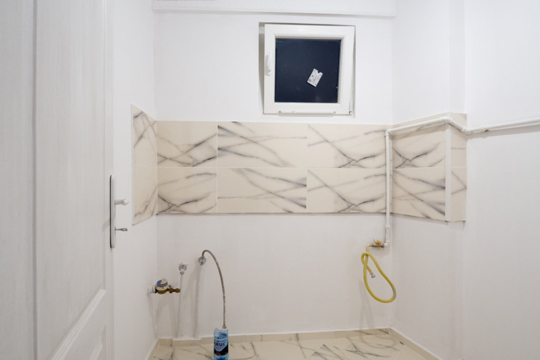 Calea Mosilor, Metrou Obor, renovat total, liber, bloc reabilitat