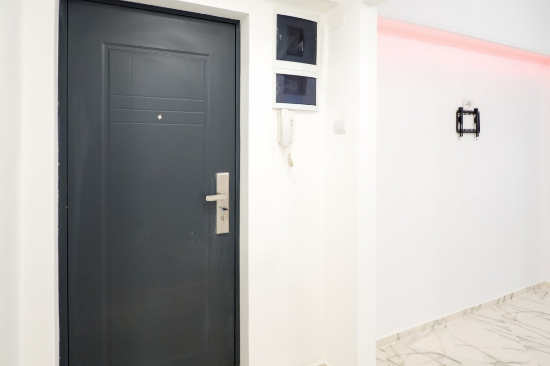 Calea Mosilor, Metrou Obor, renovat total, liber, bloc reabilitat