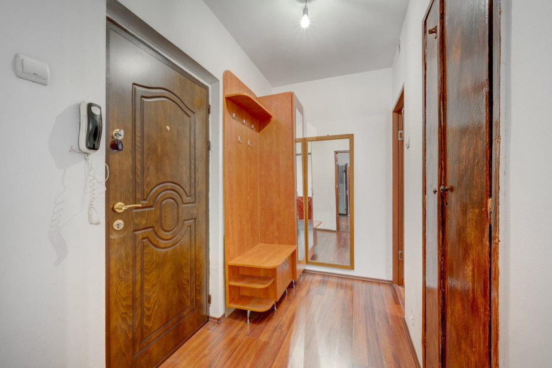 Apartament 2 camere | 1979 | Balcon spatios | Str. Baia Mare 2