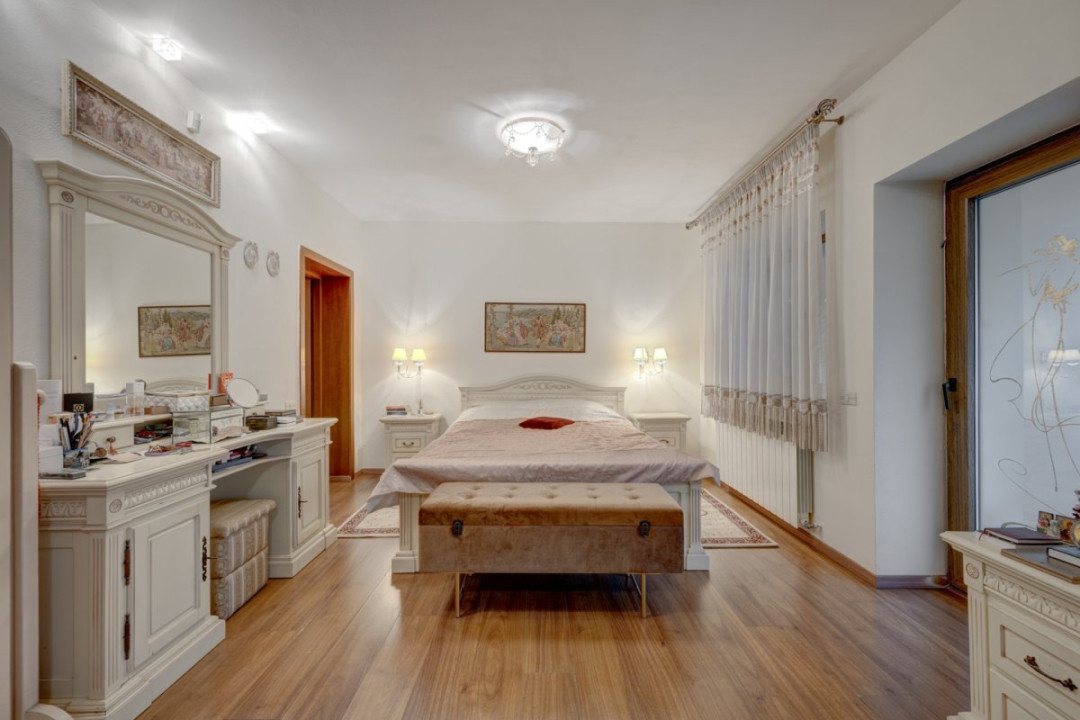Casă individuală | Parcări | Grădină | Saună | Str. Căpitan Octav Cocărăscu