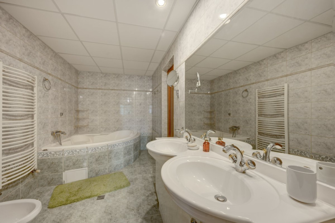 Casă individuală | Parcări | Grădină | Saună | Str. Căpitan Octav Cocărăscu