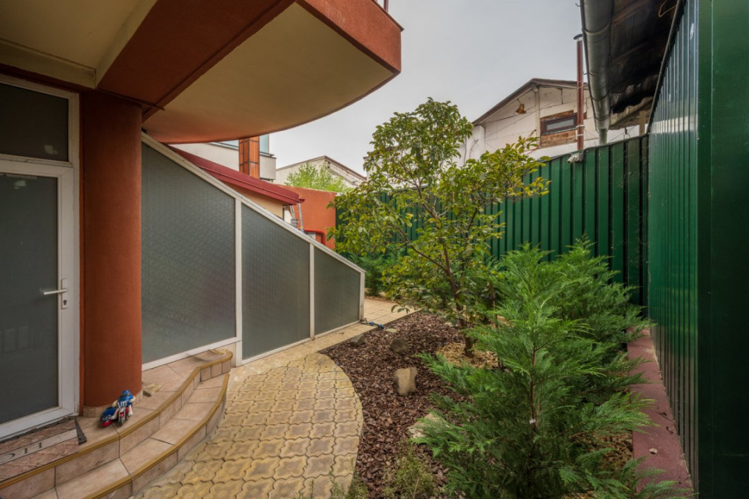 Casă individuală | Parcări | Grădină | Saună | Str. Căpitan Octav Cocărăscu