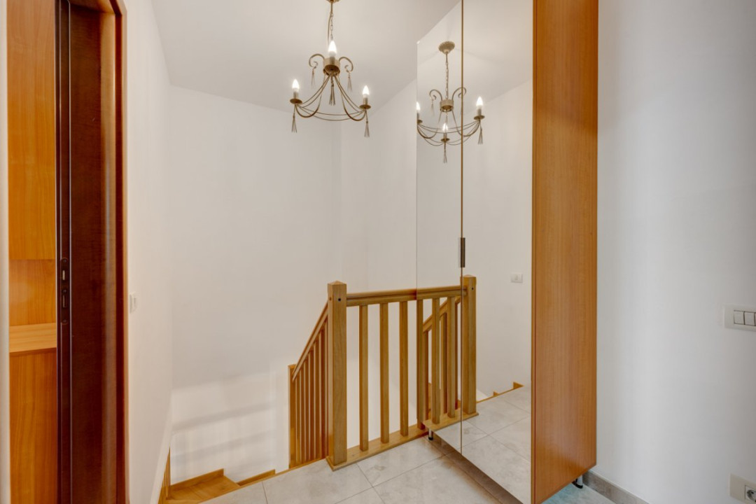 SISESTI, DUPLEX 3 CAMERE 78 MP, ETAJ 2+3, LOC PARCARE SUBTERAN, LA CHEIE!