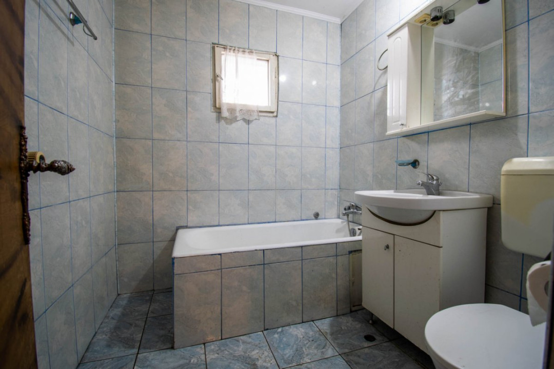 Crangasi-apartament 2 camere,decomandat,la 14 min de Metrou,an 1984