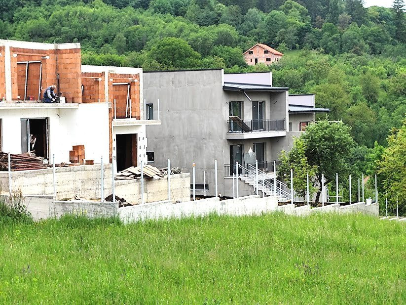 Casa cuplata 5 camere vanzare in Suceagu | Cluj