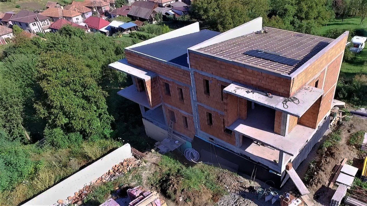 Casa cuplata 5 camere vanzare in Suceagu | Cluj