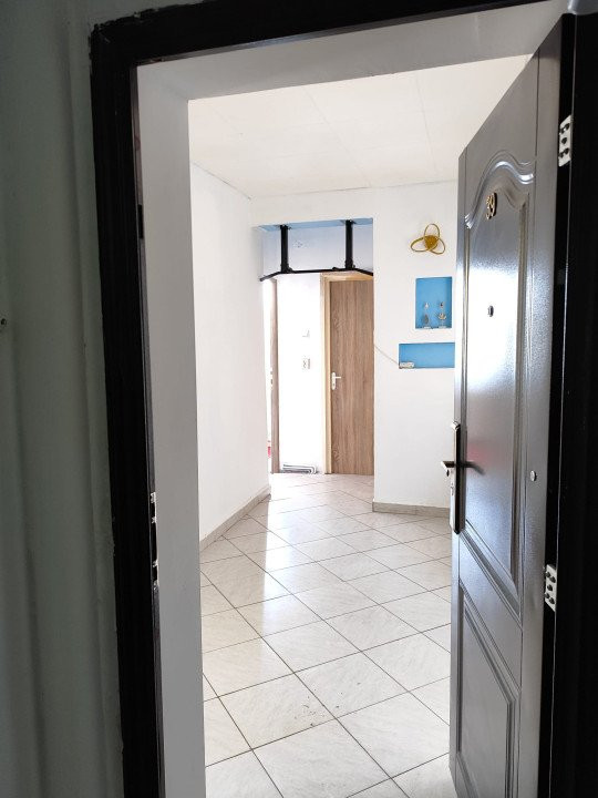 Apartament decomandat cu 3 camere în Cisnădie