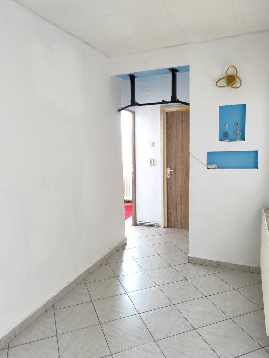 Apartament decomandat cu 3 camere în Cisnădie