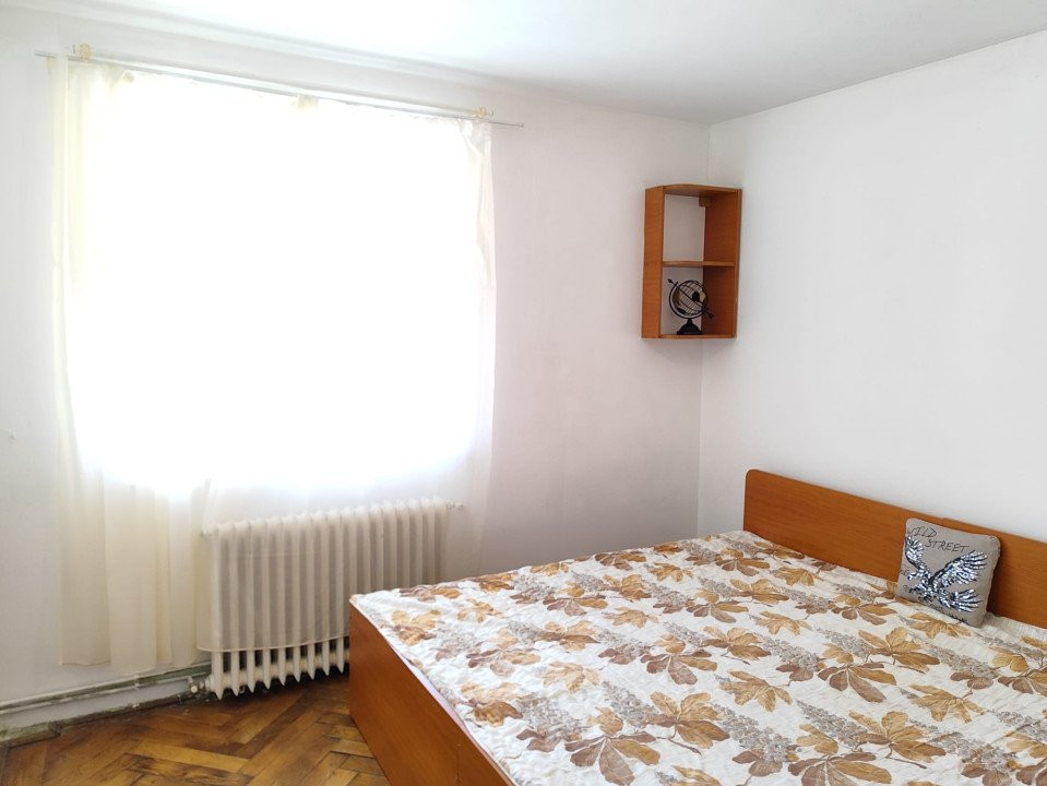 Apartament decomandat cu 3 camere în Cisnădie