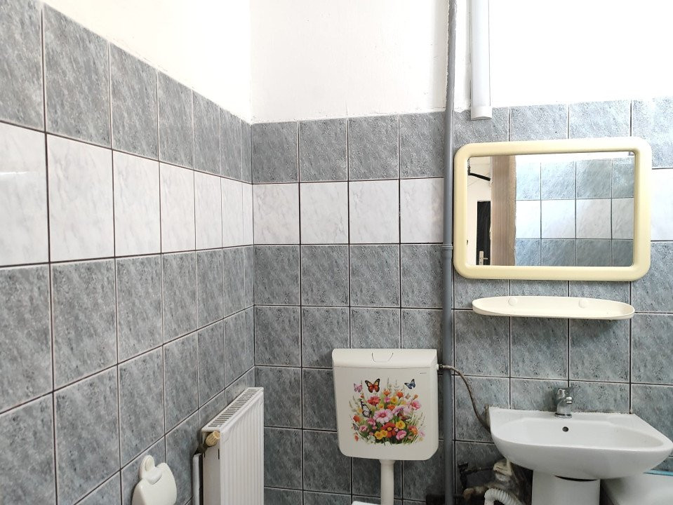 Apartament decomandat cu 3 camere în Cisnădie