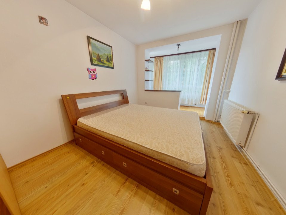 REZERVAT Închiriere apartament cu 3 camere, mobilat si utilat pe B-dul Victoriei