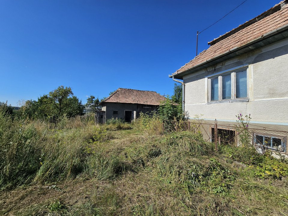 Casa individuala cu teren de 2800 mp | Comuna Tureni!