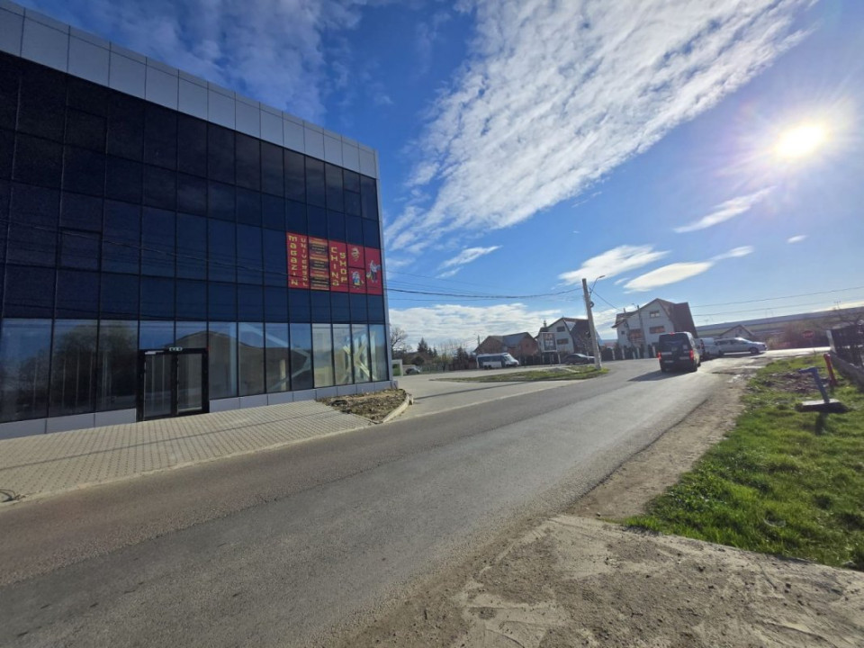 Spatiu comercial 300MP 2024 Stefanesti Return 10ANI Lipit Mega image