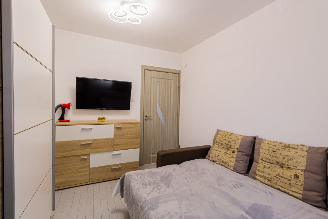 REZERVAT! Apartament Elegant cu 3 Camere, Etaj 2/ 4