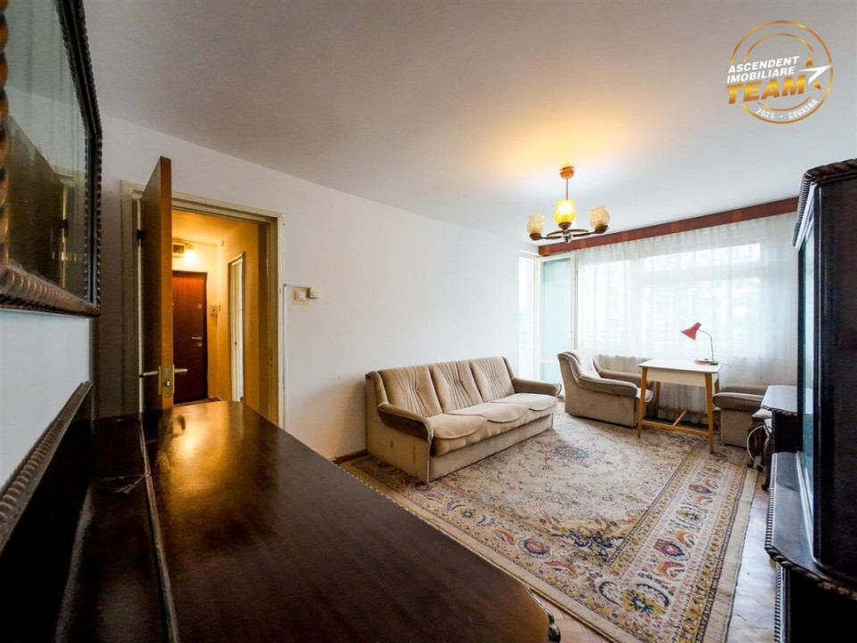 Apartament cu 3 camere, 78 mp, Brașov - vedere spre Centrul Civic