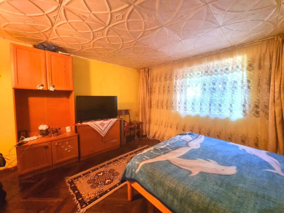 TUZLA - casa 4 camere , teren 795 mp