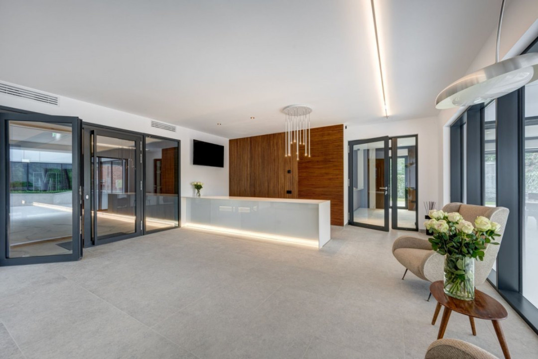 Apartament 4 camere, 182 mp, terasă 25mp, 4 băi, Pines Residence, lângă Stejarii