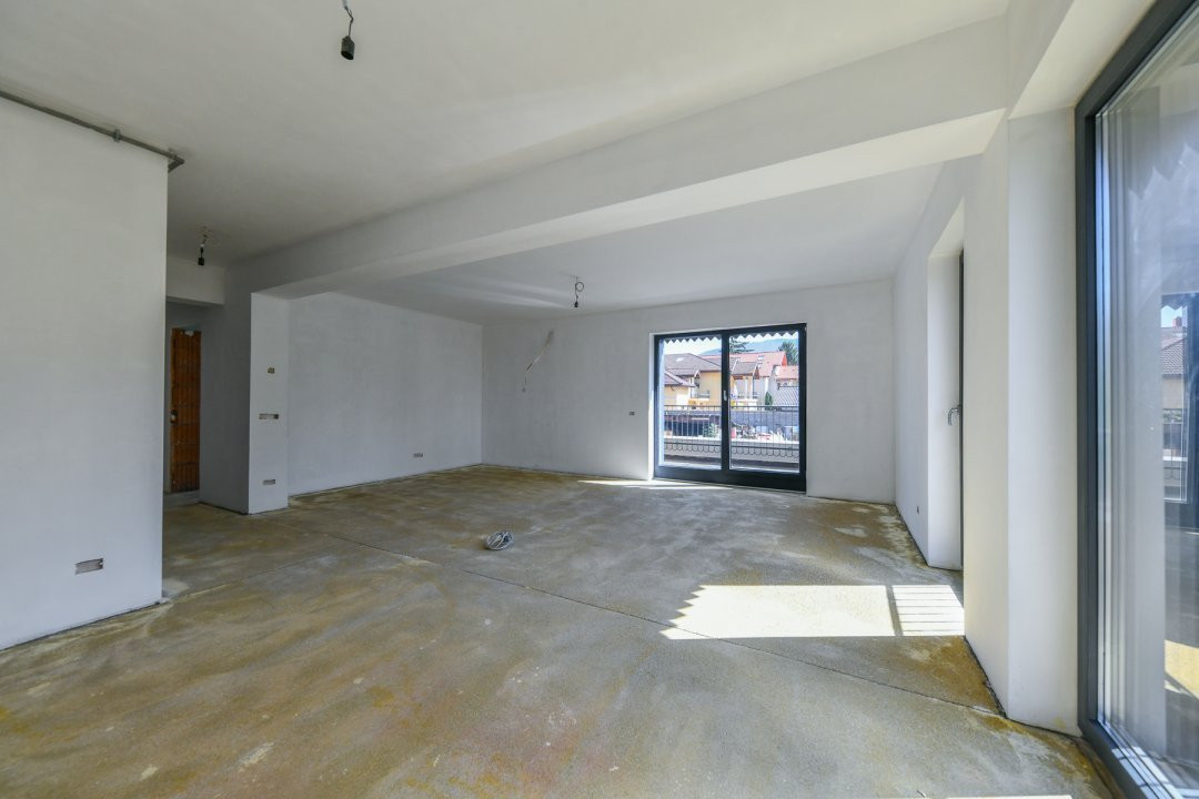 Apartament cu 3 camere, cu terasă spre Tâmpa* D04 Coquette Style (M99 Residence)