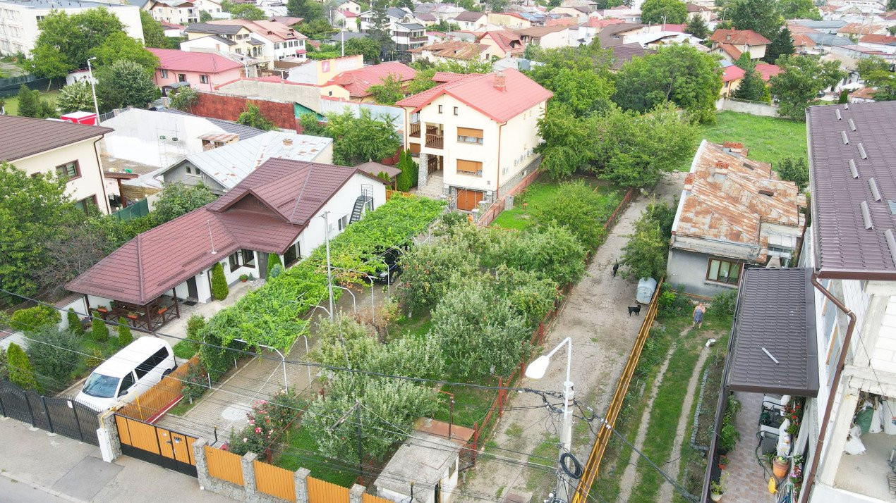 Ploiesti, zona centrala. Se vinde vila impunatoare cu gradina